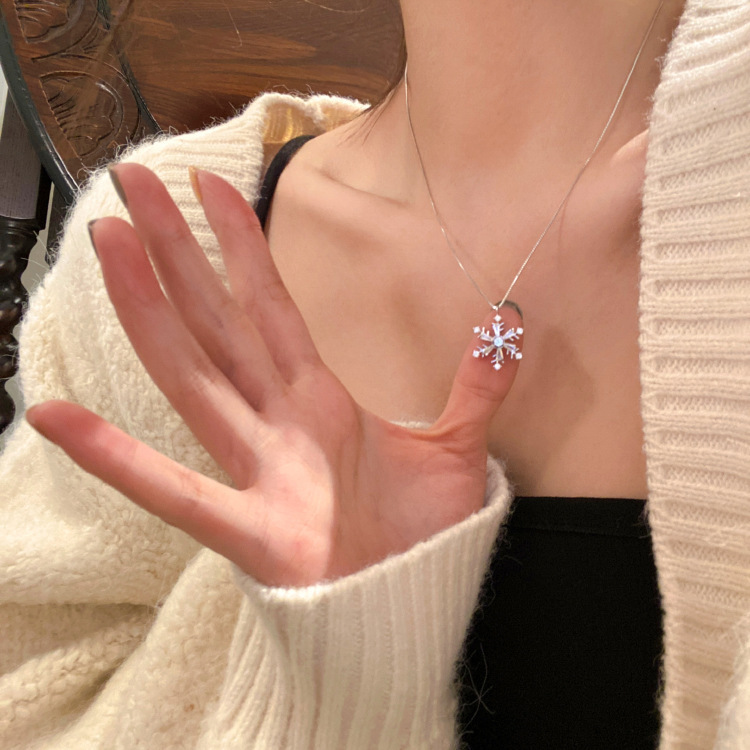 Silver CZ Snowflake Pendant Necklace