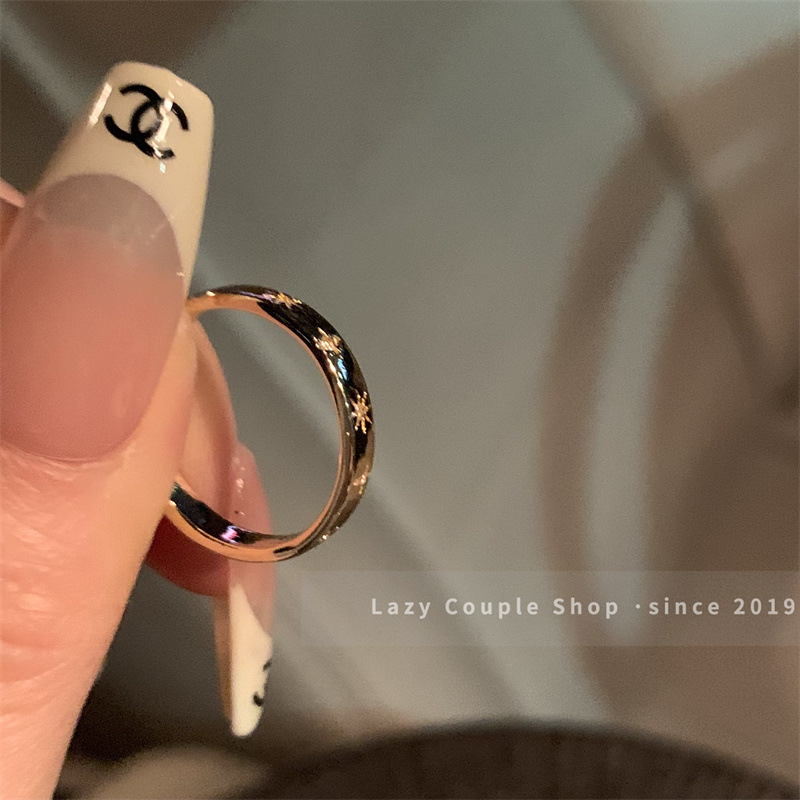 Gold Starburst Engraved Thin Band Ring