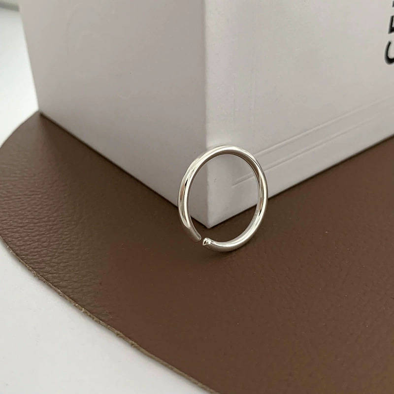 Polished Arc Wire Open Ring