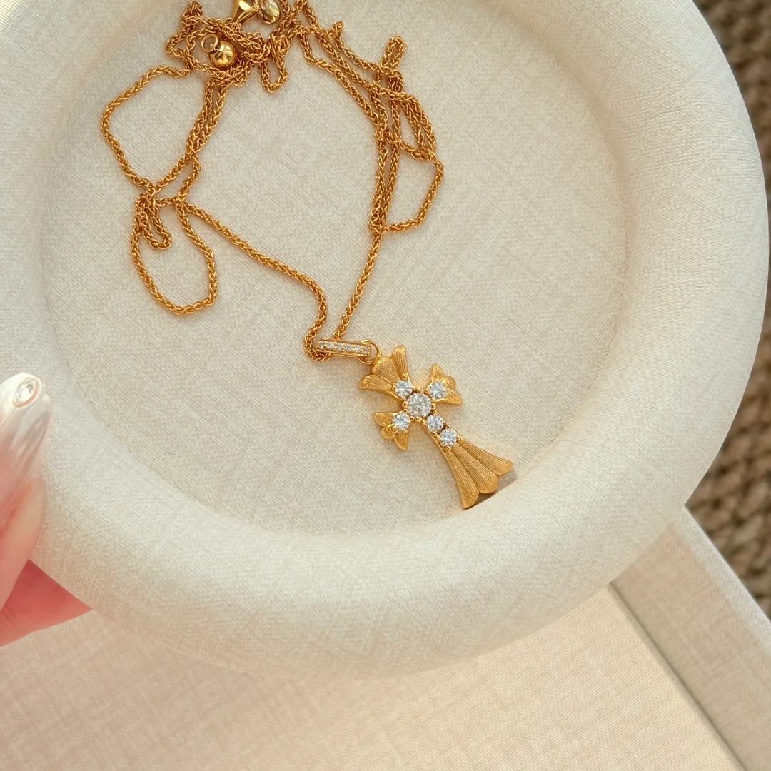 Sweet Heart Bow Pearl Necklace