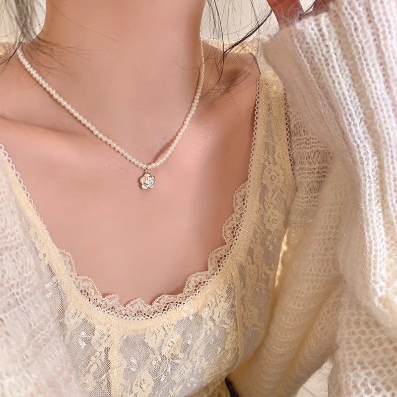 Gold Pearl Woven Camellia Chain Necklace